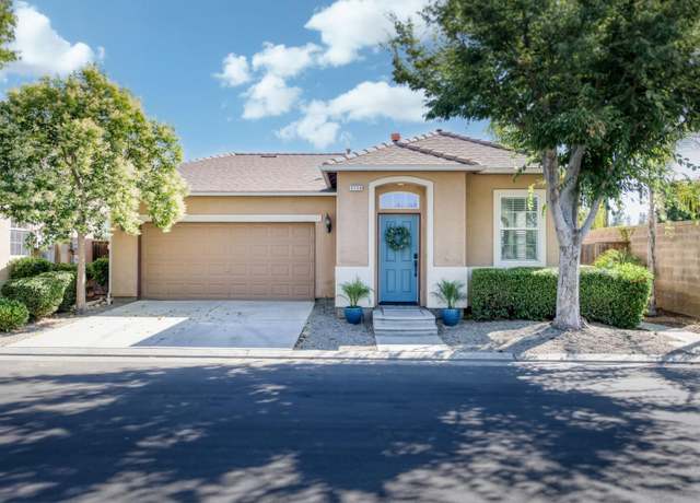 Property at 3734 W Persimmon Ln, Fresno, CA 93711, 2 beds, 2 baths