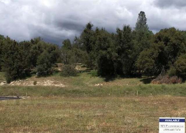 Property at 1 W Junction Dr, Oakhurst, CA 93644
