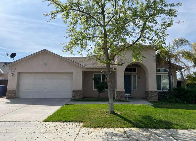 Property at 2437 N Tracy Ave, Fresno, CA 93722, 4 beds, 2 baths