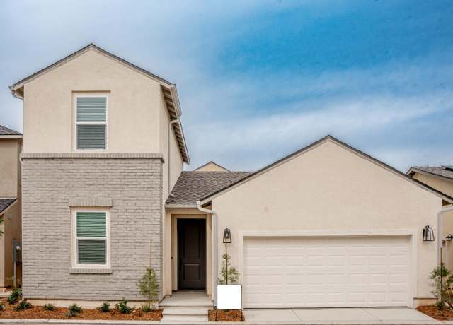 Property at 697 Philip Way, Madera, CA 93636, 3 beds, 3 baths