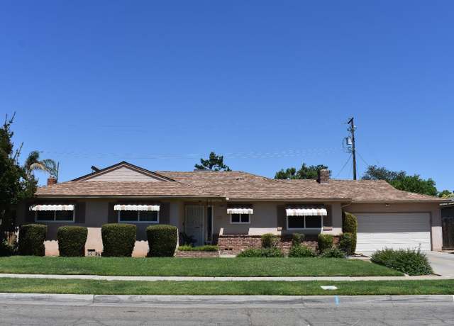 Property at 5662 N Mariposa St, Fresno, CA 93710, 4 beds, 1.75 baths