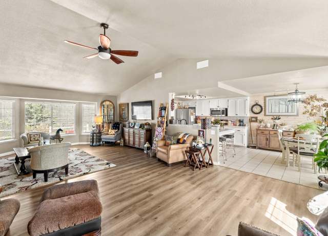 Property at 32583 River Knolls Rd, Coarsegold, CA 93614, 4 beds, 3 baths