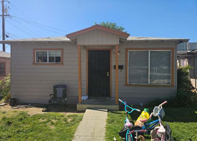 Property at 393 Cherry, Coalinga, CA 93210, 6 beds, 3 baths