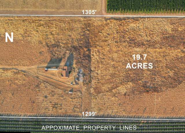 Property at 10537 E Tulare Ave, Sanger, CA 93657, 3 beds, 2 baths