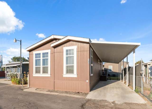 Property at 1898 E Gettysburg Ave #106, Fresno, CA 93726, 3 beds, 2 baths