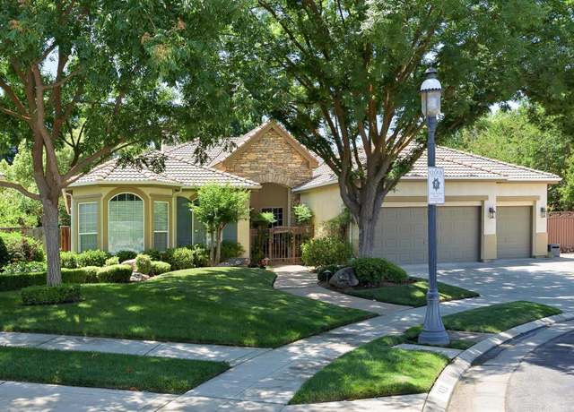 Property at 1413 N Hornet Ave, Clovis, CA 93619, 4 beds, 3 baths