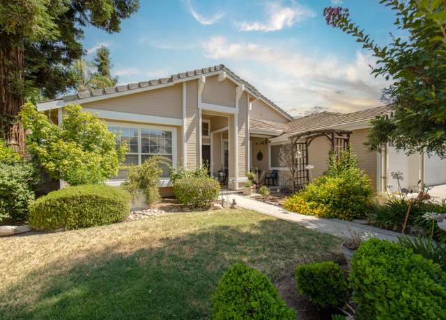 Property at 2161 Decatur Ave, Clovis, CA 93611, 4 beds, 2.25 baths