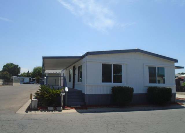 Property at 852 E Grangeville Blvd #17, Hanford, CA 93230, 3 beds, 2 baths