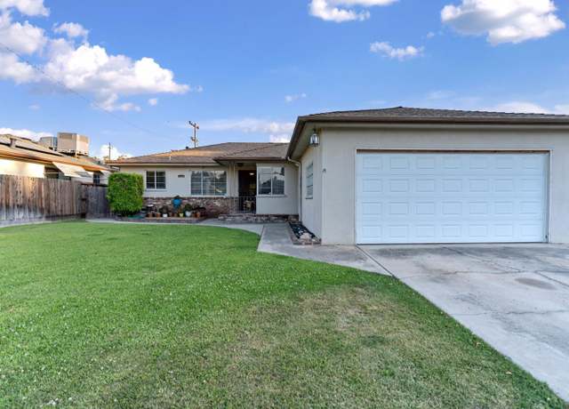 Property at 3356 E Austin Way, Fresno, CA 93726, 3 beds, 1.5 baths