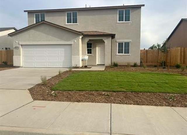 Property at 2023 E Gum Ave, Reedley, CA 93654, 5 beds, 2.75 baths