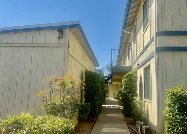 Property at 4303 N Emerson Ave, Fresno, CA 93705, 12 beds, 12 baths