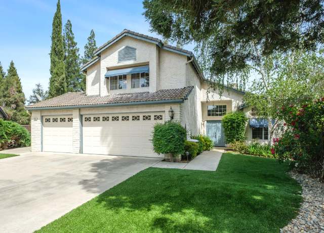Property at 9582 N Keystone Ct, Fresno, CA 93720, 3 beds, 2 baths