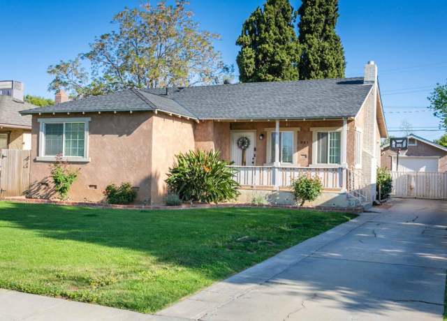 Property at 943 E Lansing Way, Fresno, CA 93704, 3 beds, 1 bath