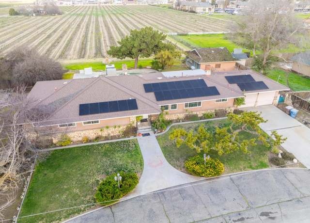 Property at 12812 E Stroud Ave, Kingsburg, CA 93631, 3 beds, 3 baths