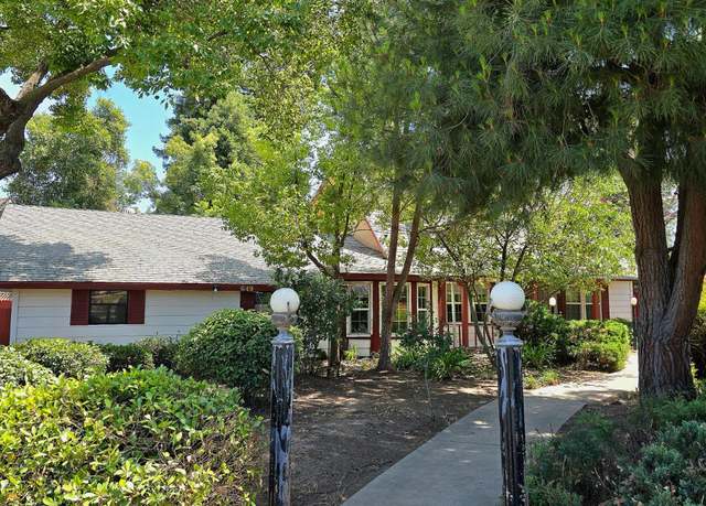 Property at 649 W Ponderosa Ave, Reedley, CA 93654, 3 beds, 2 baths