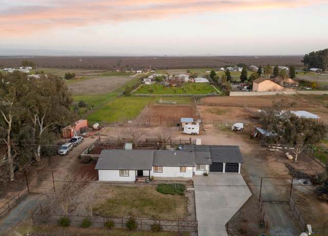 Property at 20311 Brightwood Rd, Madera, CA 93638, 4 beds, 2.75 baths