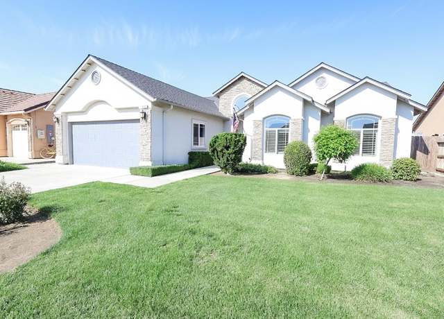 Property at 2737 7th Avenue Dr, Kingsburg, CA 93631, 3 beds, 2 baths
