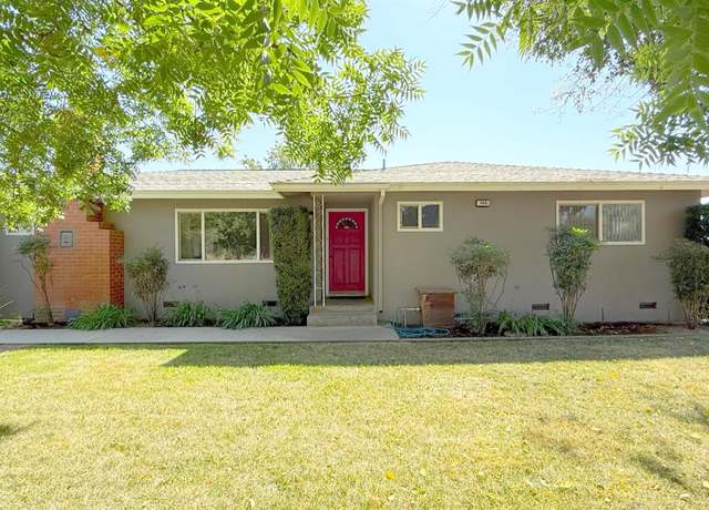 Property at 308 S Frankwood Ave, Sanger, CA 93657, 3 beds, 2 baths