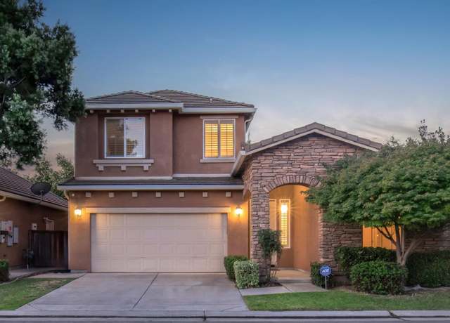 Property at 858 Tureaud Ln, Clovis, CA 93619, 3 beds, 3 baths