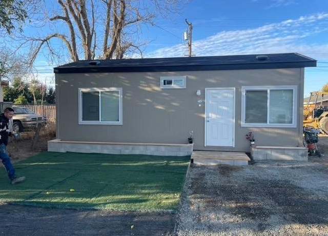 Property at 321 F St, Fresno, CA 93706, 1 bed, 1 bath
