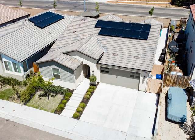 Property at 3395 Las Rosas Ave, Clovis, CA 93619, 3 beds, 2.5 baths