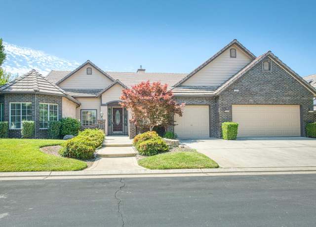 Property at 1251 E Rosemont Ln, Fresno, CA 93730, 4 beds, 3 baths