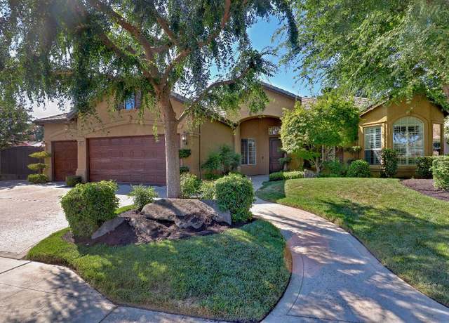 Property at 1881 Richert Ave, Clovis, CA 93611, 4 beds, 3 baths