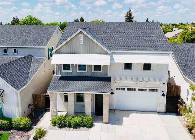 Property at 2336 S Claremont Ave, Fresno, CA 93727, 5 beds, 3 baths