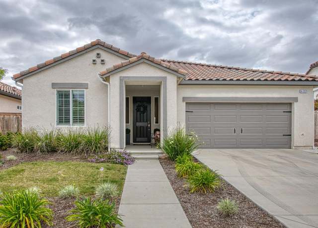 Property at 4722 Orchard Hills Rd, Madera, CA 93636, 3 beds, 2 baths