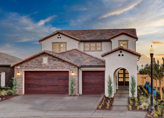 Property at 1148 Sophie Dr W, Madera, CA 93636, 4 beds, 3.5 baths