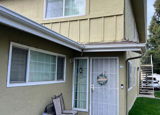 Property at 489 W Santa Ana Ave #2, Clovis, CA 93612, 2 beds, 1 bath