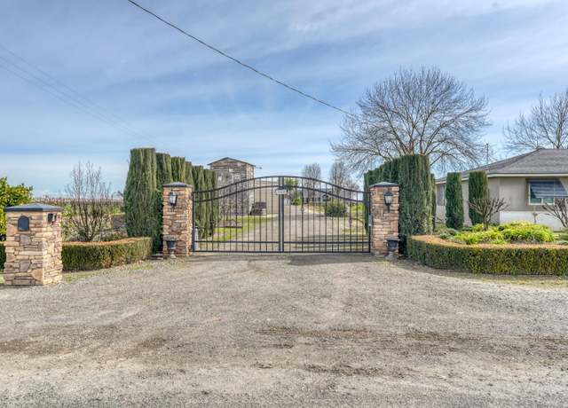 Property at 350 N Floyd Ave, Fresno, CA 93706, 3 beds, 3 baths