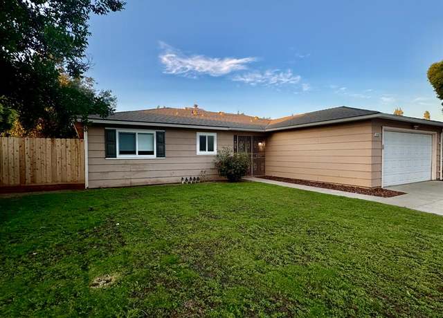 Property at 4468 W San Jose Ave, Fresno, CA 93722, 3 beds, 2 baths