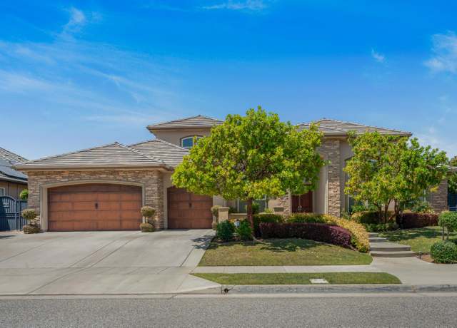 Property at 2136 E Royal Dornoch Ave, Fresno, CA 93730, 5 beds, 4.5 baths