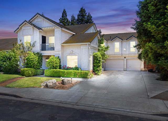 Property at 1110 Minarets Ave, Clovis, CA 93611, 5 beds, 2.75 baths