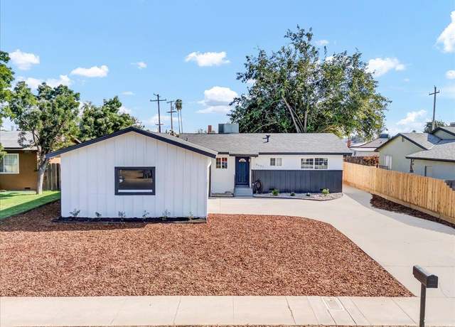 Property at 8685 Eddy St, Hanford, CA 93230, 3 beds, 2 baths