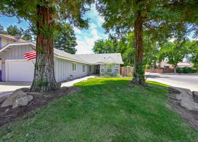 Property at 1079 E El Paso Ave, Fresno, CA 93720, 3 beds, 2 baths