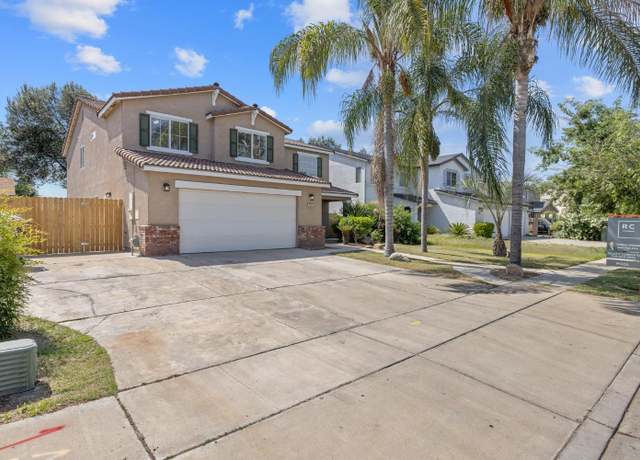 Property at 3225 N Mendonca St, Visalia, CA 93291, 5 beds, 3 baths