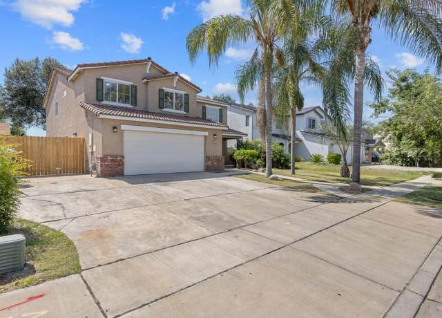 Property at 3225 N Mendonca St, Visalia, CA 93291, 5 beds, 3 baths