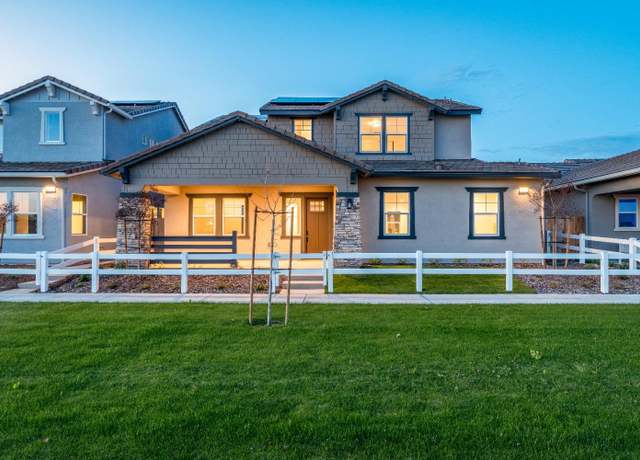 Property at 1136 Dana Ln W, Madera, CA 93636, 4 beds, 2.75 baths