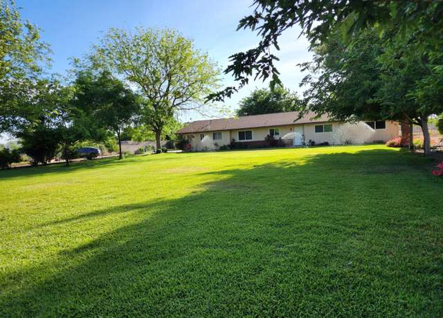 Property at 2409 N Valentine Ave, Fresno, CA 93722, 3 beds, 1.75 baths