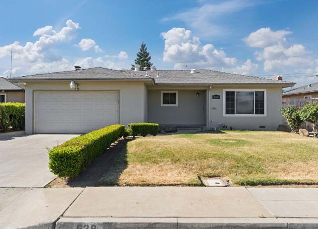 Property at 638 W Dennis Dr, Clovis, CA 93612, 3 beds, 2 baths