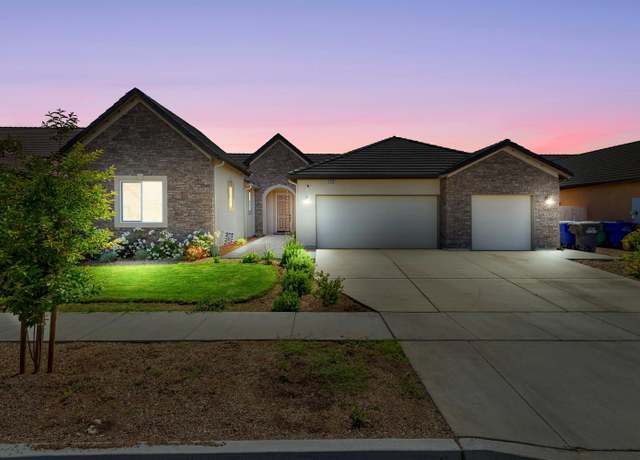 Property at 2421 N Cabrenet Pl, Hanford, CA 93230, 4 beds, 2.5 baths