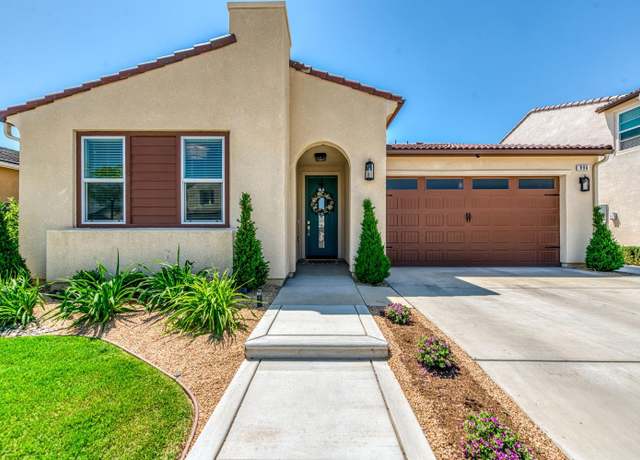 Property at 994 Groveland Ave W, Madera, CA 93636, 3 beds, 2 baths