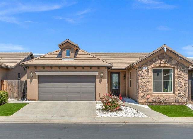 Property at 2481 S Via Versilia Dr, Fresno, CA 93727, 2 beds, 2 baths