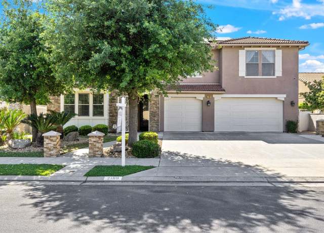 Property at 2188 Whiteash Ave, Clovis, CA 93619, 5 beds, 3 baths