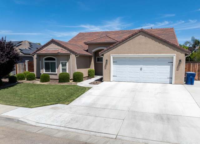 Property at 2506 20th Ave, Kingsburg, CA 93631, 4 beds, 2.75 baths