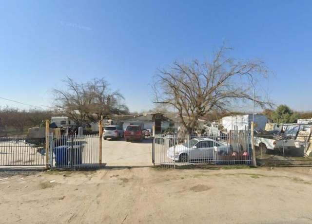 Property at 251 N Trinity Ave, Kerman, CA 93630, 2 beds, 1 bath