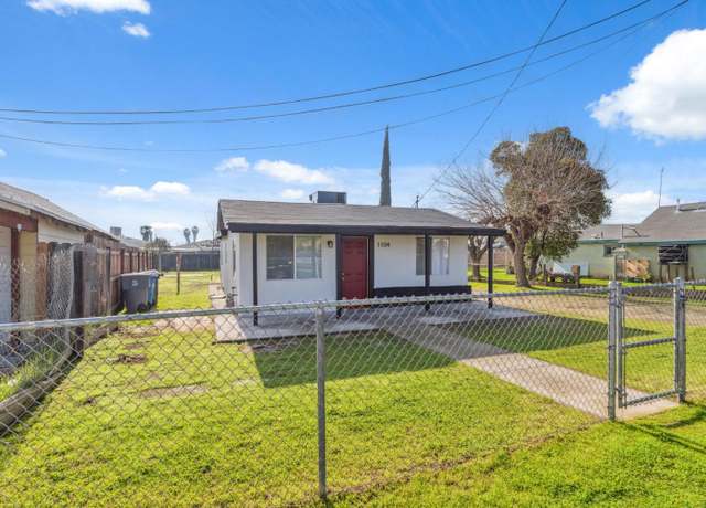 Property at 1104 Clark St, Madera, CA 93638, 3 beds, 1 bath