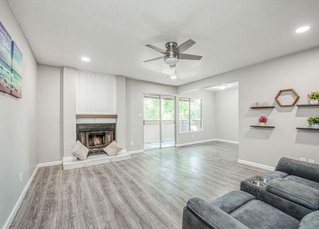 Property at 1550 W Ashlan Ave #208, Fresno, CA 93705, 2 beds, 1 bath